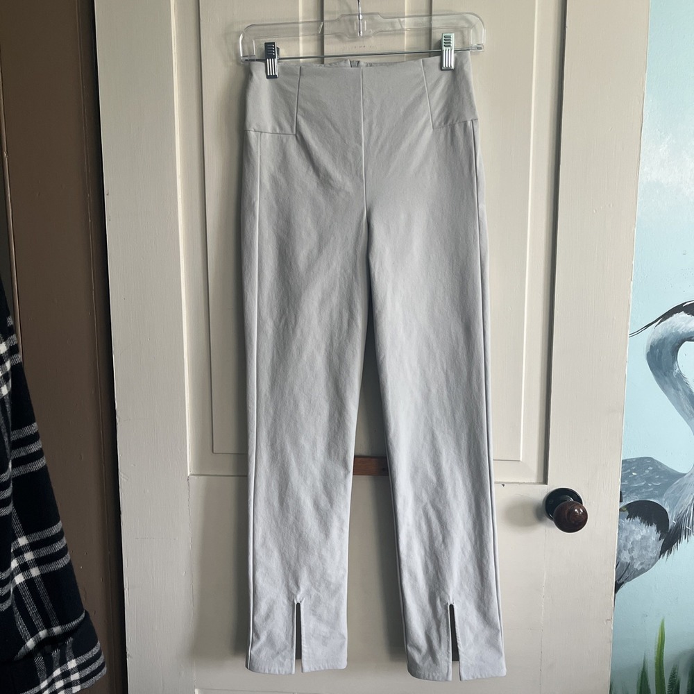 ATHLETA Notched Hem Pants Size 0  StellarLight Gray Athleisure Nylon Stretch Zip